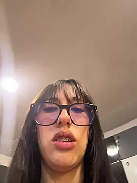 Snapshot of susi_chimm chatting on 13, 5, 2026 susi chimm online show from 13, 5, 2026