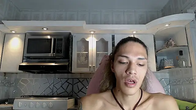 CrisOzzz online show from 10, 3, 2026