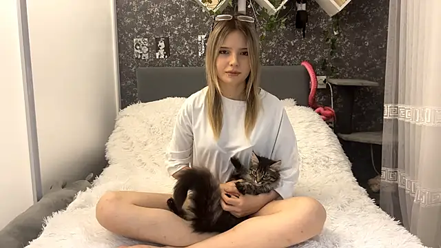 SofiaMarken online show from 28, 2, 2026