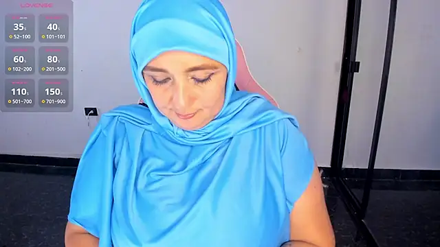 Snapshot of HijabiMilff chatting on 16, 7, 2026 HijabiMilff online show from 16, 7, 2026