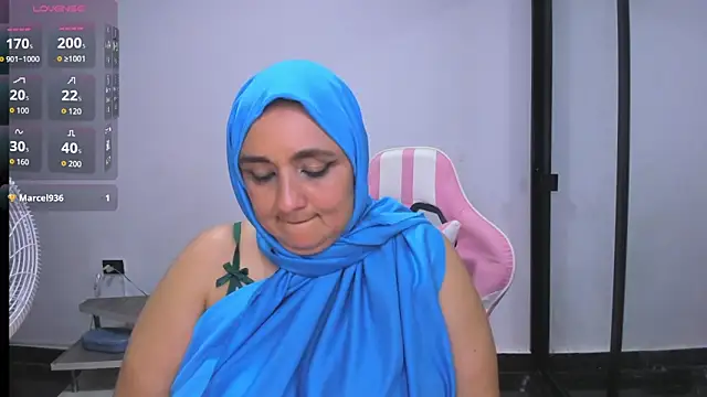 HijabiMilff online show from 10, 6, 2026