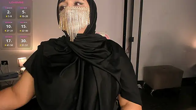HijabiMilff online show from 3, 6, 2026
