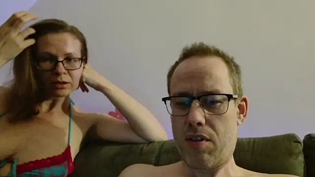 Lost in lace online show from 31, 3, 2026