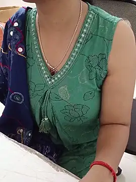 Queenlipx online show from 21, 4, 2026