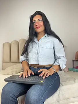 Snapshot of celeste_z chatting on 30, 4, 2026 celeste z online show from 30, 4, 2026
