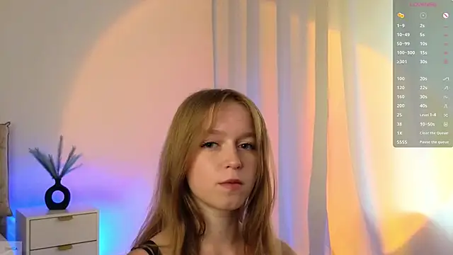 Snapshot of _Selestia_ chatting on 4, 7, 2026 Selestia online show from 4, 7, 2026