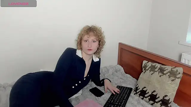 AnnStasia online show from 23, 2, 2026