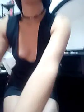 sandy 11  online show from 11, 3, 2026