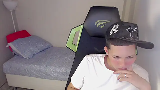 Street poemm  online show from 17, 3, 2026