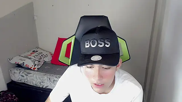 Street poemm  online show from 11, 4, 2026