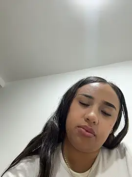 Eyssha online show from 28, 2, 2026