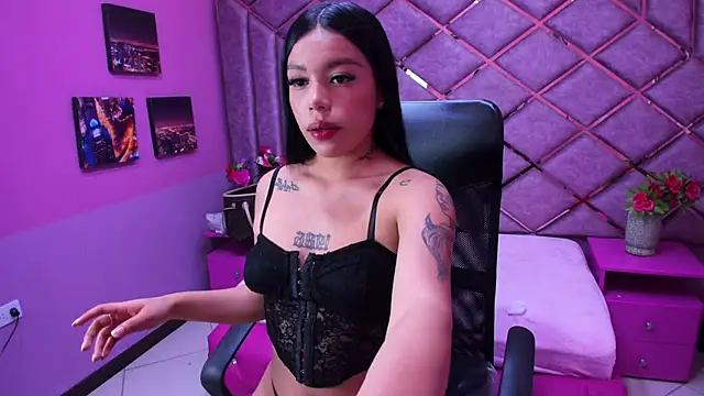 Natasha Mimi online show from 6, 3, 2026