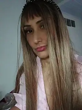 Snapshot of anajulia10 chatting on 22, 6, 2026 anajulia10 online show from 22, 6, 2026