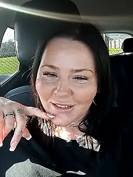 Kandi-kiss online show from 19, 4, 2026