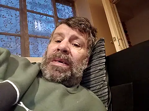 stud2512 online show from 15, 4, 2026