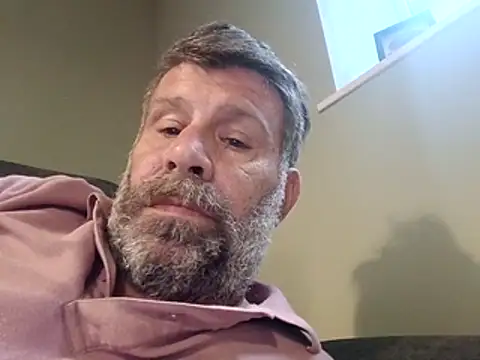 Snapshot of stud2512 chatting on 28, 5, 2026 stud2512 online show from 28, 5, 2026