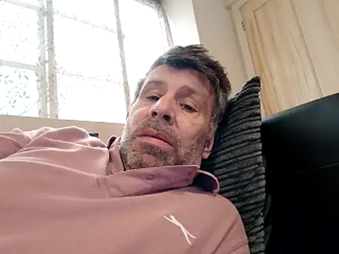 stud2512 online show from 21, 4, 2026