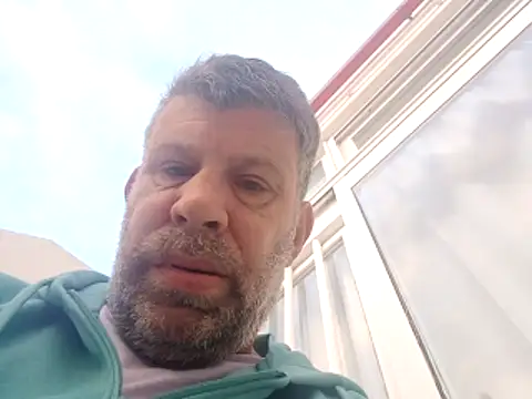 Snapshot of stud2512 chatting on 11, 5, 2026 stud2512 online show from 11, 5, 2026