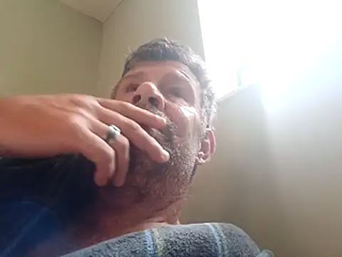 Snapshot of stud2512 chatting on 10, 6, 2026 stud2512 online show from 10, 6, 2026