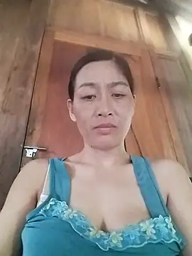 Snapshot of lris-Beauty77 chatting on 9, 7, 2026 lris-Beauty77 online show from 9, 7, 2026