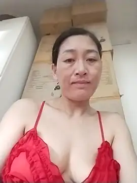 lris-Beauty77 online show from 18, 4, 2026