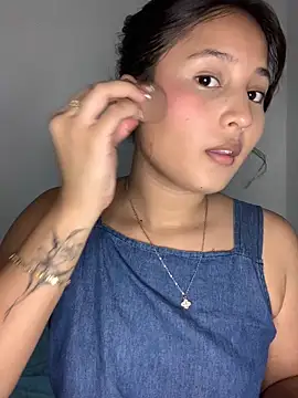 laly spank online show from 28, 2, 2026