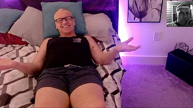 Snapshot of BlameItOnJunior chatting on 7, 7, 2026 BlameItOnJunior online show from 7, 7, 2026