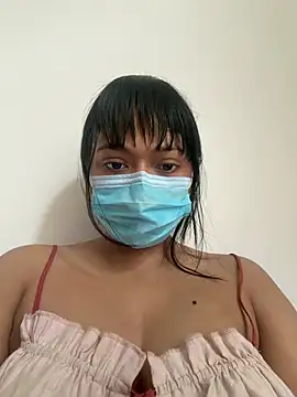 Snapshot of Ishq_Fever chatting on 4, 7, 2026 Ishq Fever online show from 4, 7, 2026