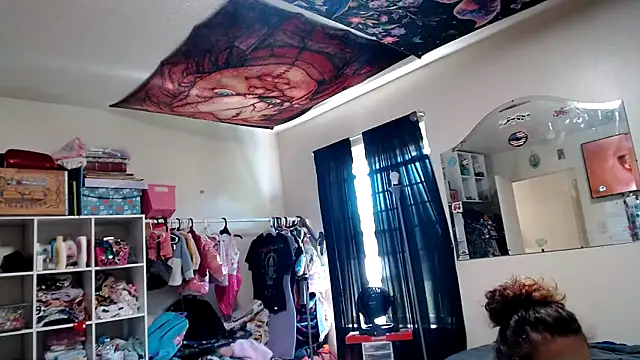 HarmlessPiece89 online show from 22, 4, 2026