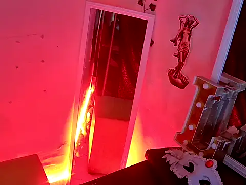 MistressMileenaMiami online show from 6, 3, 2026