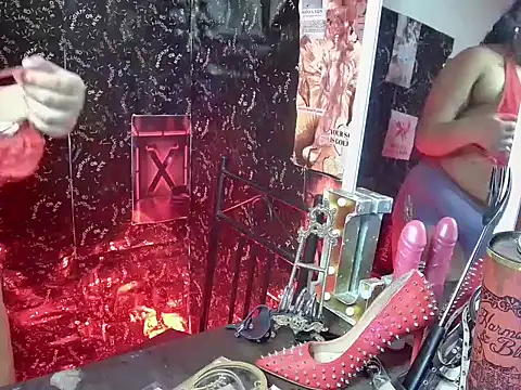 MistressMileenaMiami online show from 13, 5, 2026
