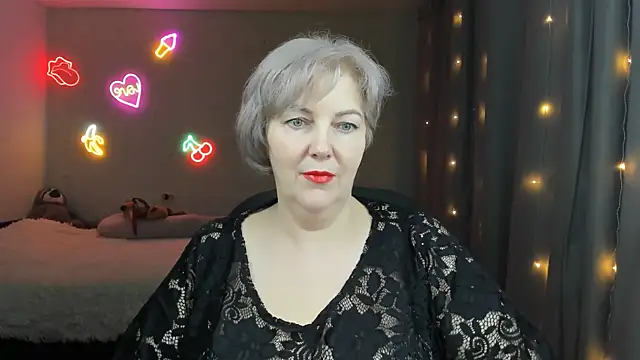 Mary-Leee online show from 18, 4, 2026