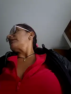 Lorenaluna online show from 16, 3, 2026