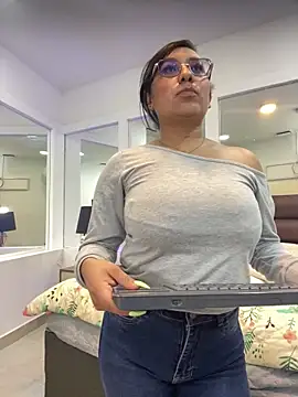 Melie me online show from 5, 3, 2026