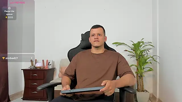 Alex towerss online show from 27, 2, 2026