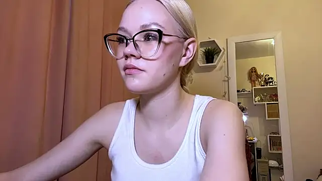 Snapshot of MiaCashe chatting on 21, 3, 2026 MiaCashe online show from 21, 3, 2026