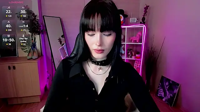 demetra   online show from 8, 4, 2026