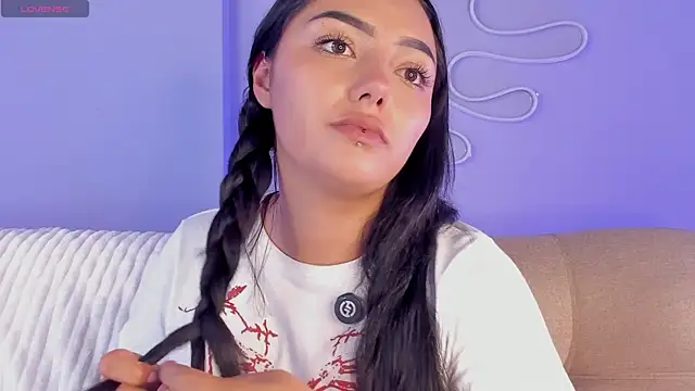 NinaAngel6 online show from 15, 5, 2026