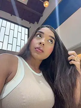 Snapshot of AnnyVega__ chatting on 1, 7, 2026 AnnyVega online show from 1, 7, 2026