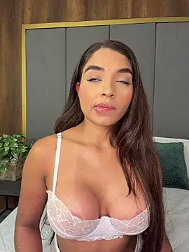 Snapshot of AnnyVega__ chatting on 14, 6, 2026 AnnyVega online show from 14, 6, 2026