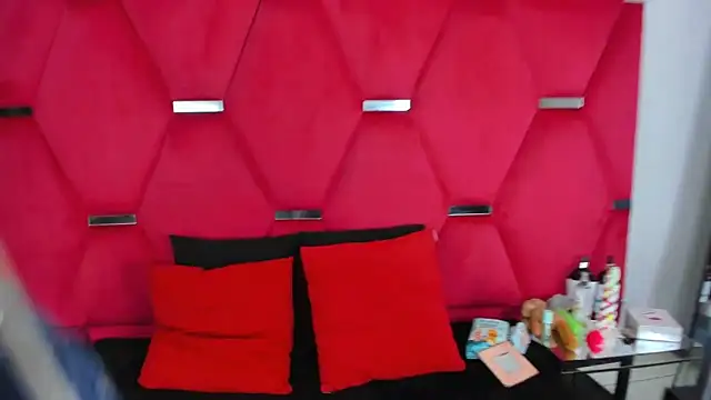 Alicee Grey online show from 20, 4, 2026