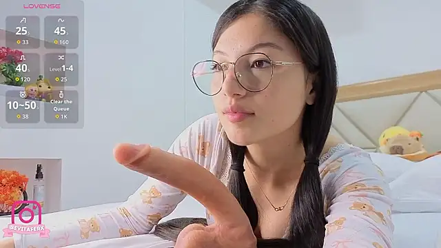 eva depp  online show from 12, 3, 2026