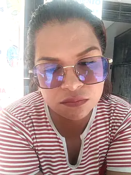 Snapshot of luna_hotxx23 chatting on 2, 4, 2026 luna hotxx23 online show from 2, 4, 2026