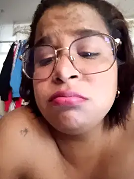 Snapshot of luna_hotxx23 chatting on 1, 4, 2026 luna hotxx23 online show from 1, 4, 2026