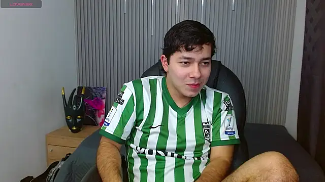 Julian Smith21 online show from 22, 4, 2026