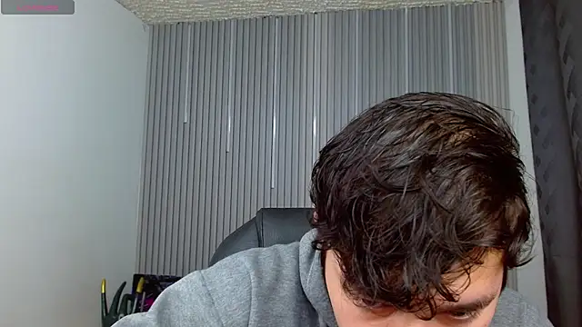 Snapshot of Julian_Smith21 chatting on 14, 5, 2026 Julian Smith21 online show from 14, 5, 2026