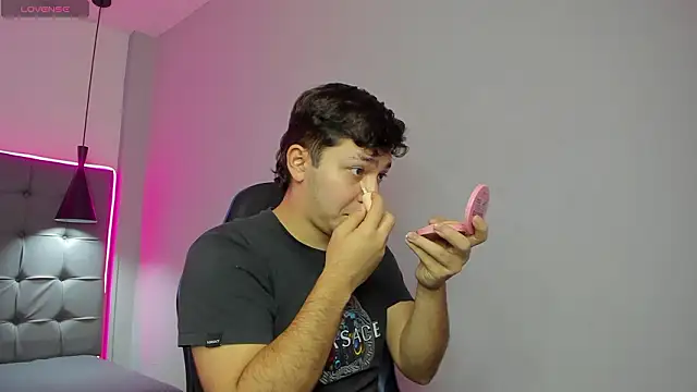 Julian Smith21 online show from 9, 3, 2026