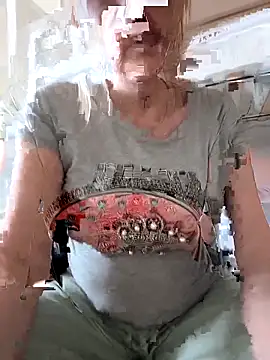Heidiblueeyes online show from 5, 5, 2026