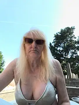 Heidiblueeyes online show from 29, 5, 2026