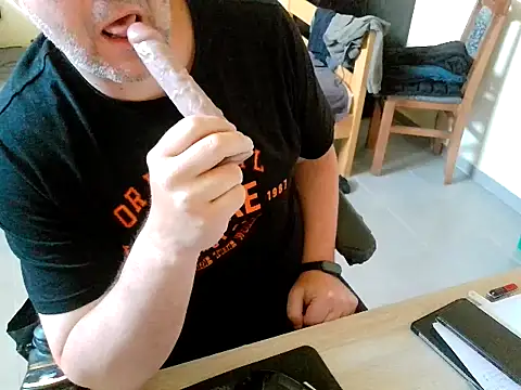 pozitiva000 online show from 25, 4, 2026